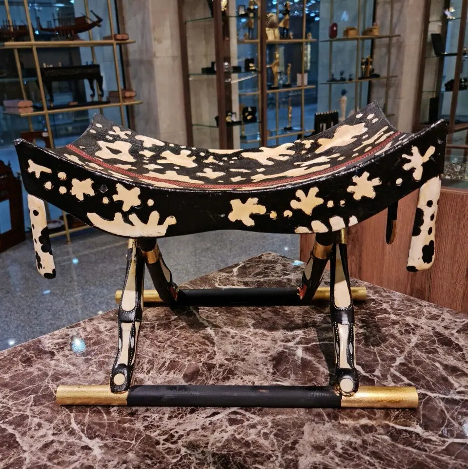 King Tutankhamun folding stool imitating leopard skin (Museum version)