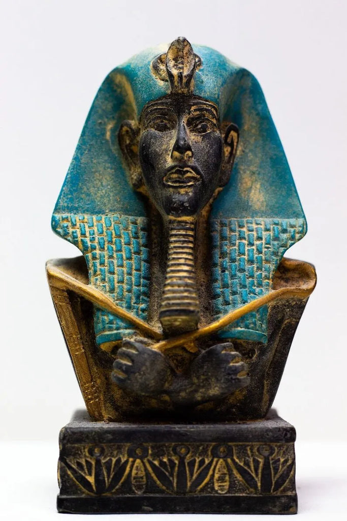 Ancient Egyptian Akhenaten - Akhenaton