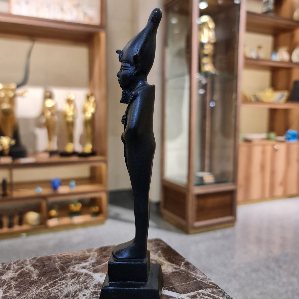 Back view of the Osiris museum reproduction statue
