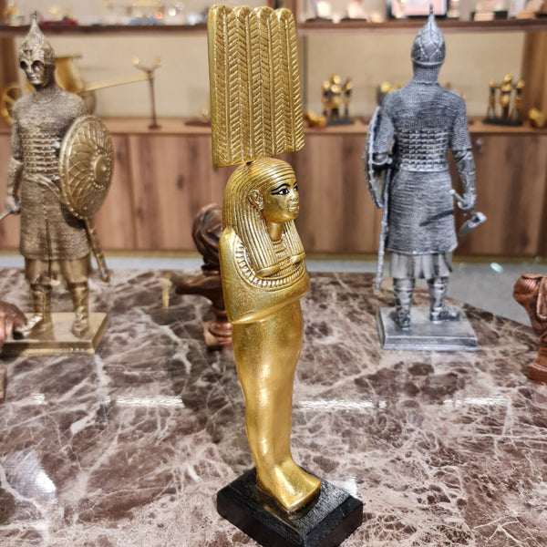 Large Egyptian Princess Merit-amen Golden Statue