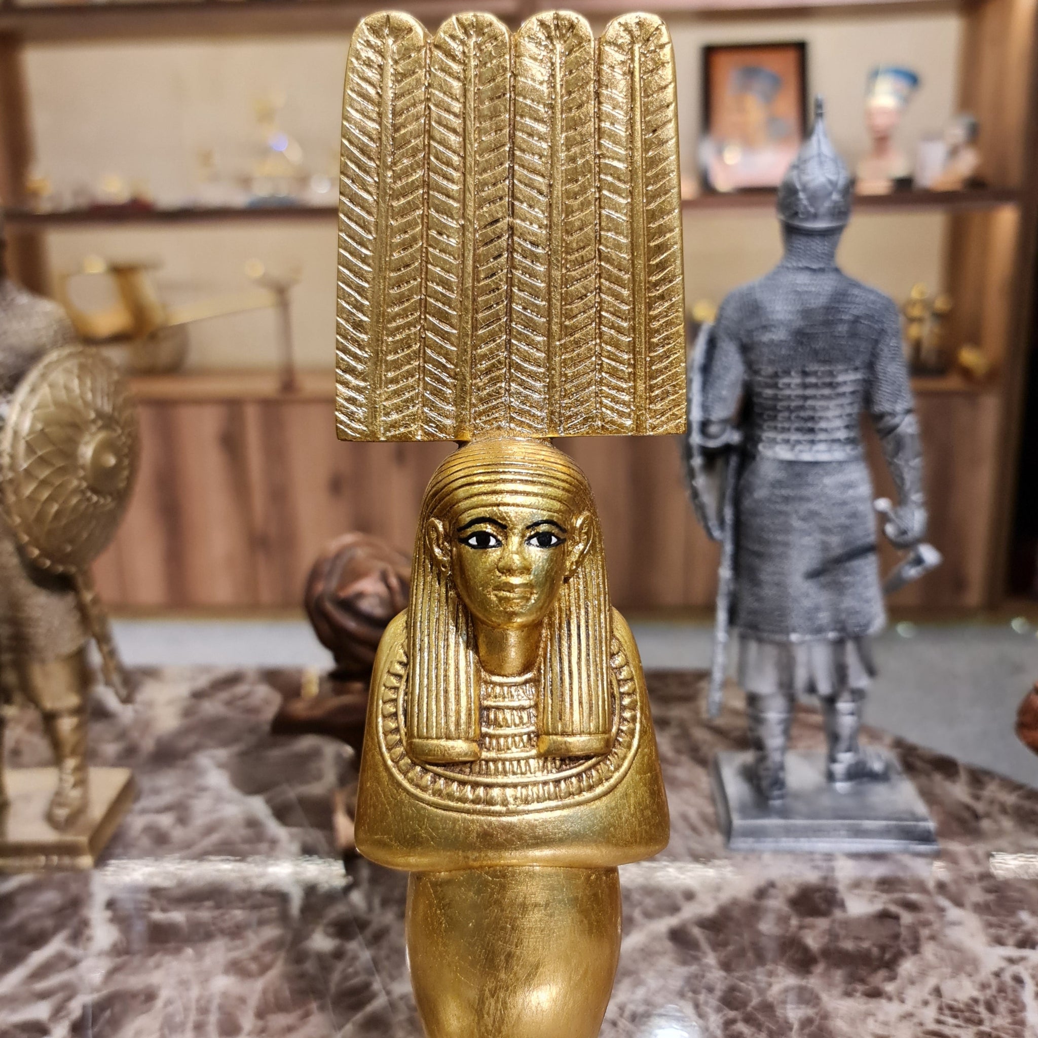 Large Egyptian Princess Merit-amen Golden Statue – Wanna Stuff