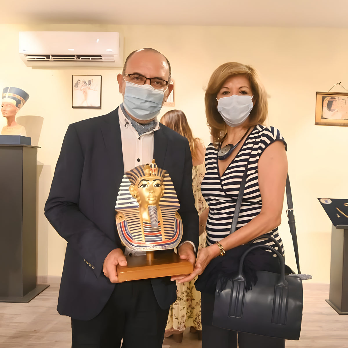 Egyptian Alka Guard Statue of King Tutankhamun