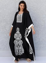 Elegant Black Plus-Size Embroidered Kaftan — Loose-Fit Bohemian Caftan