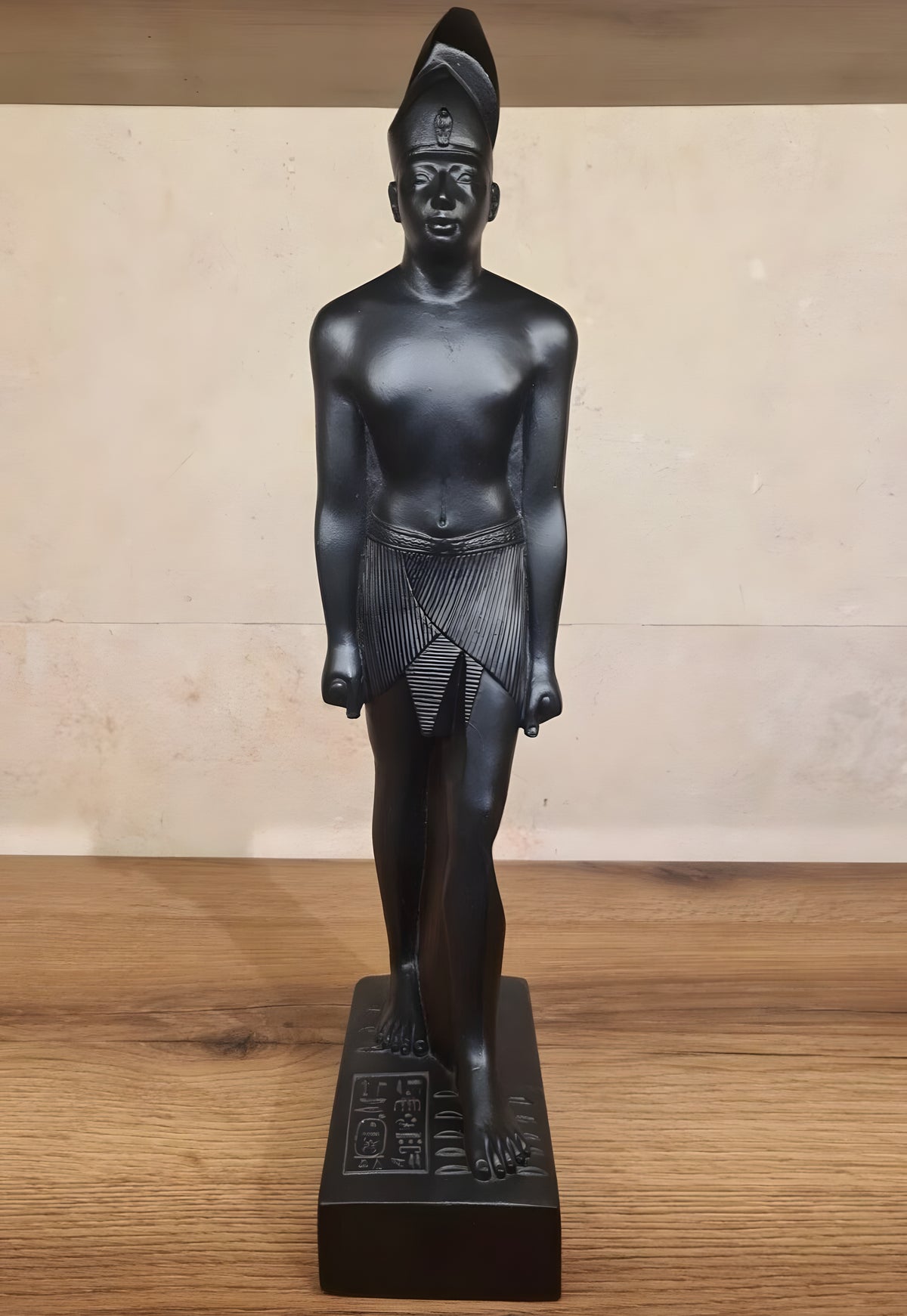 Egyptian King Thutmose III Statue