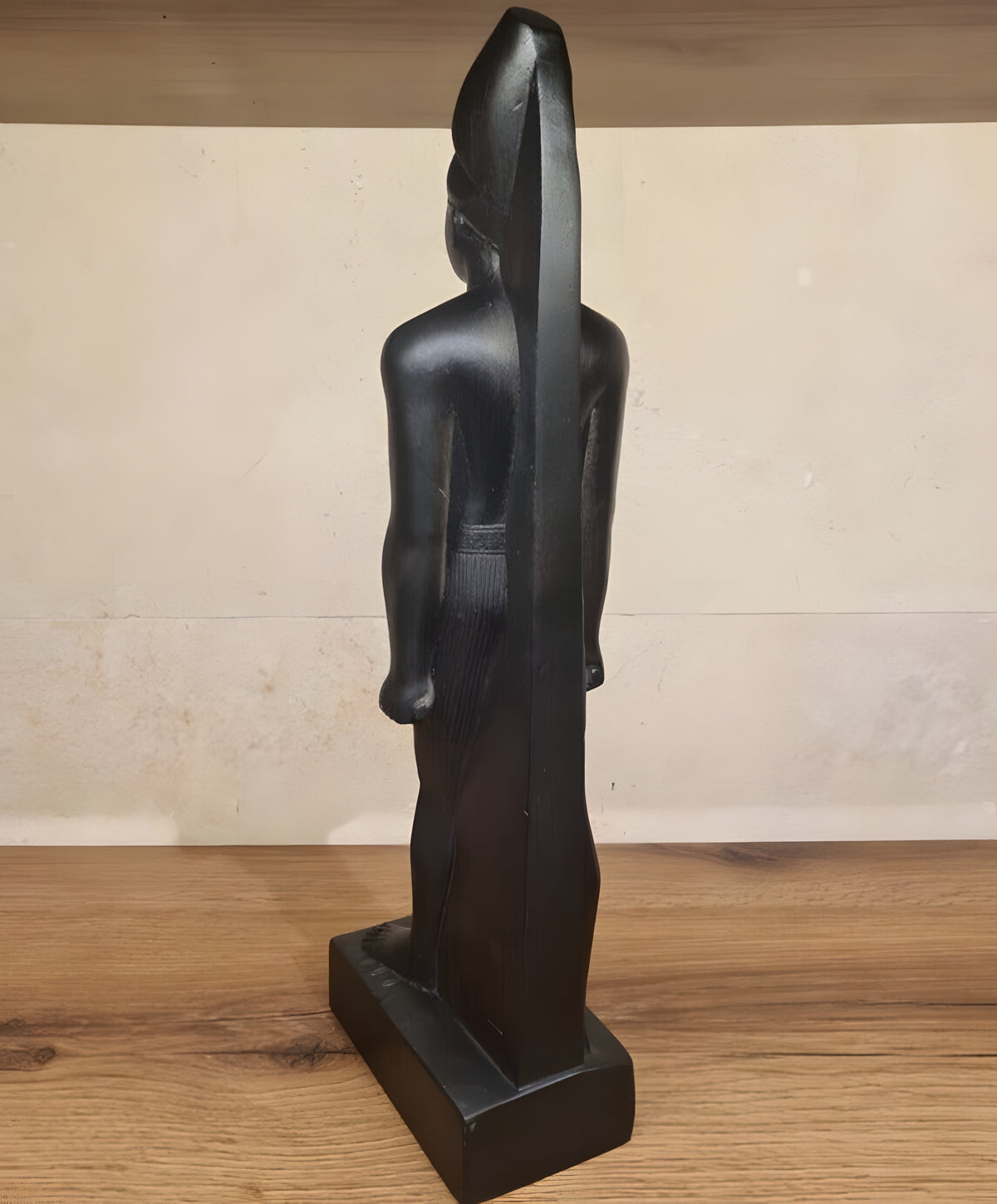 Egyptian King Thutmose III Statue
