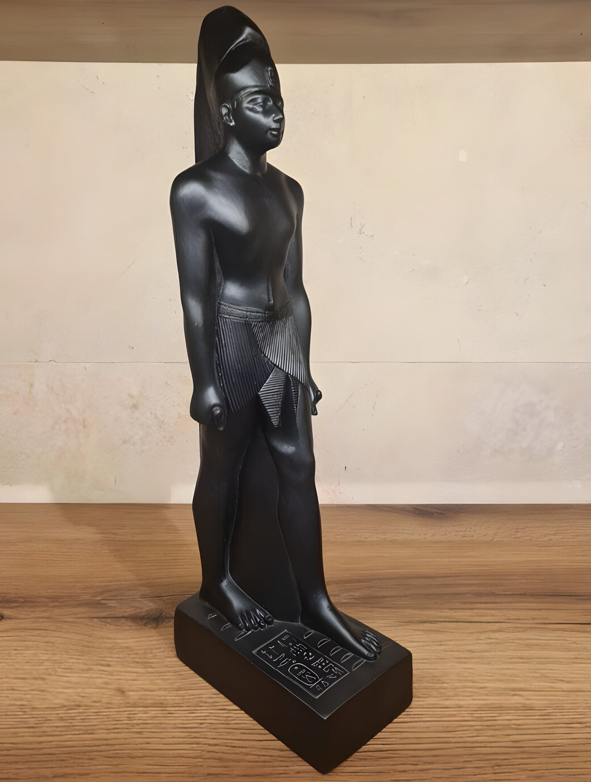 Egyptian King Thutmose III Statue