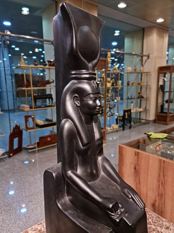 Rare Statue of goddess Isis (Museum version)