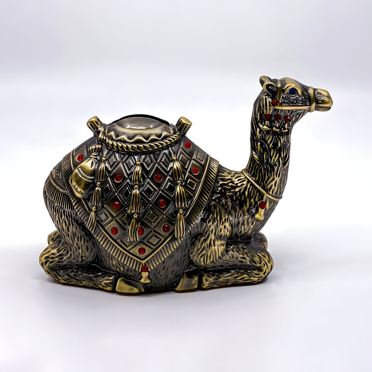 Side view of camel coin bank