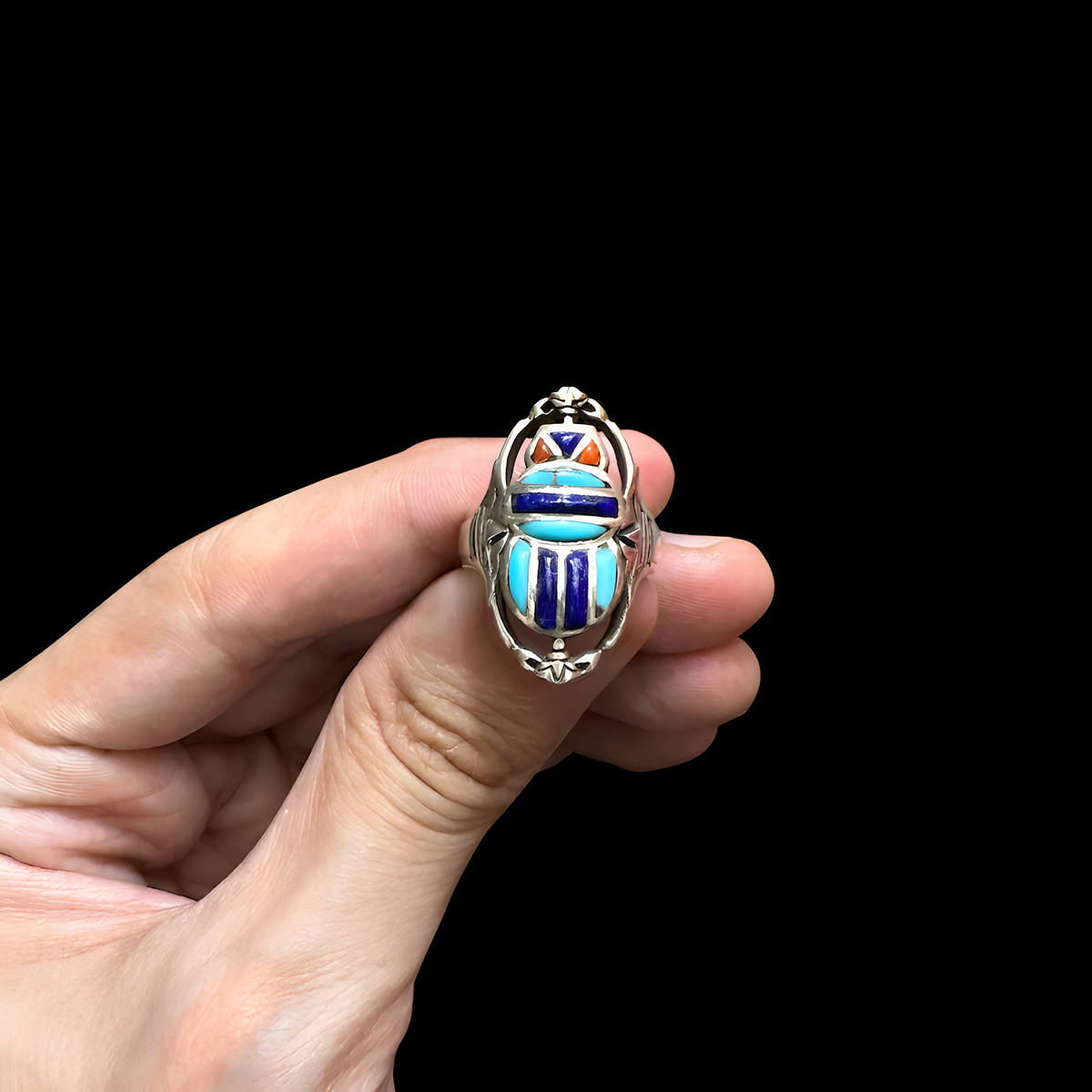 Scarab ring, close-up detail