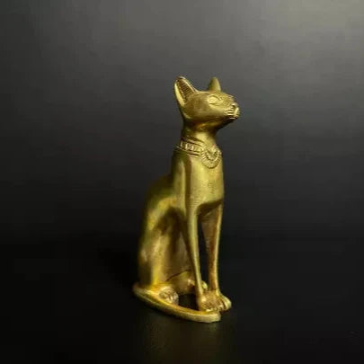 Amazing Egyptian Cat Bastet goddess of protection with the Wings