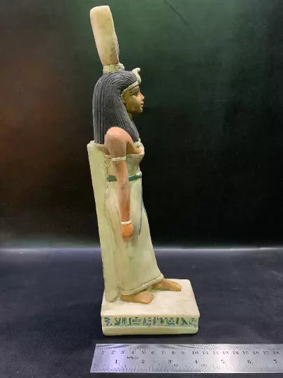 Amazing HATHOR, Egyptian goddess of the sky, women and love