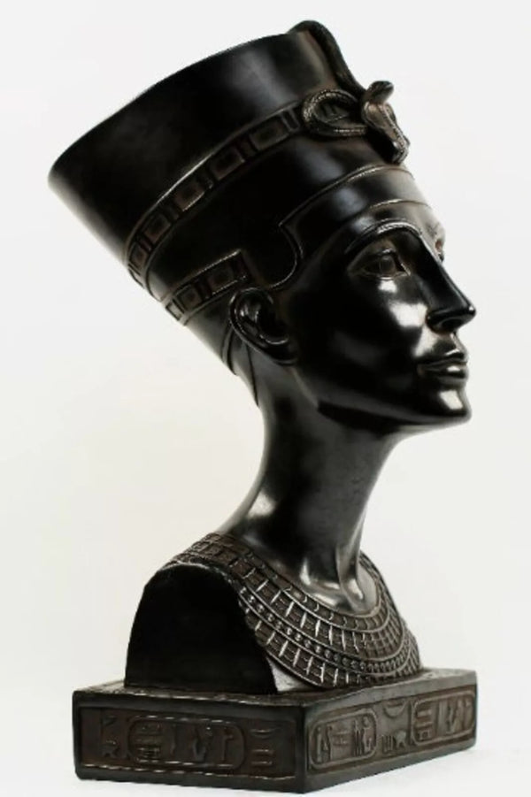 Nefertiti's Legacy: The Empowering Empress of Ancient Egypt