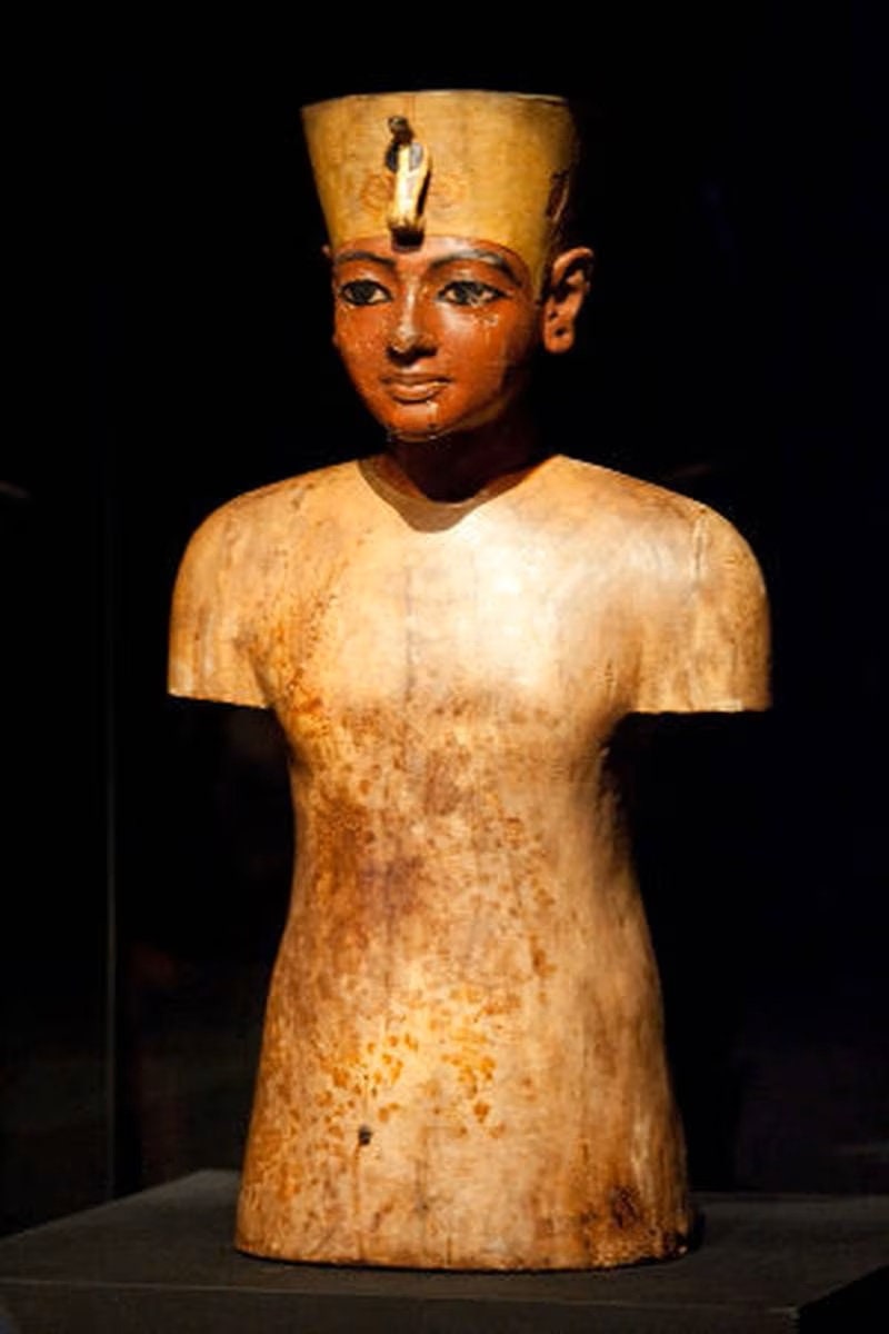 Limited Edition King Tutankhamun Mannequin (Museum Version), The first