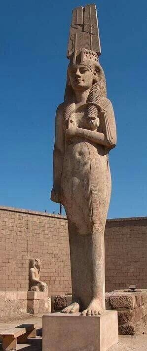 Base detail of the Princess Merit-Amun museum reproduction statue